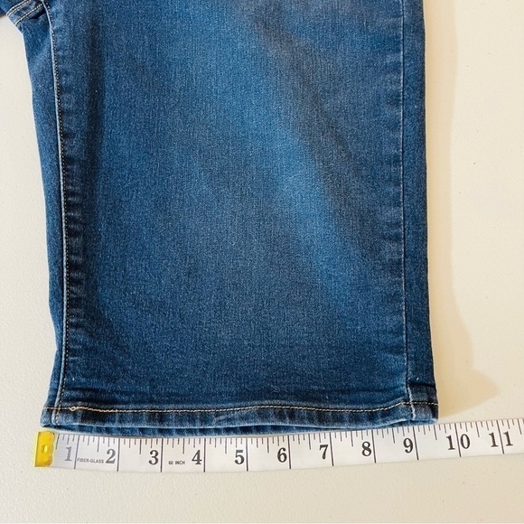 Levi’s Hi-Rise Denim Shorts Women Size 31 Blue Pockets Stretch - Picture 11 of 13